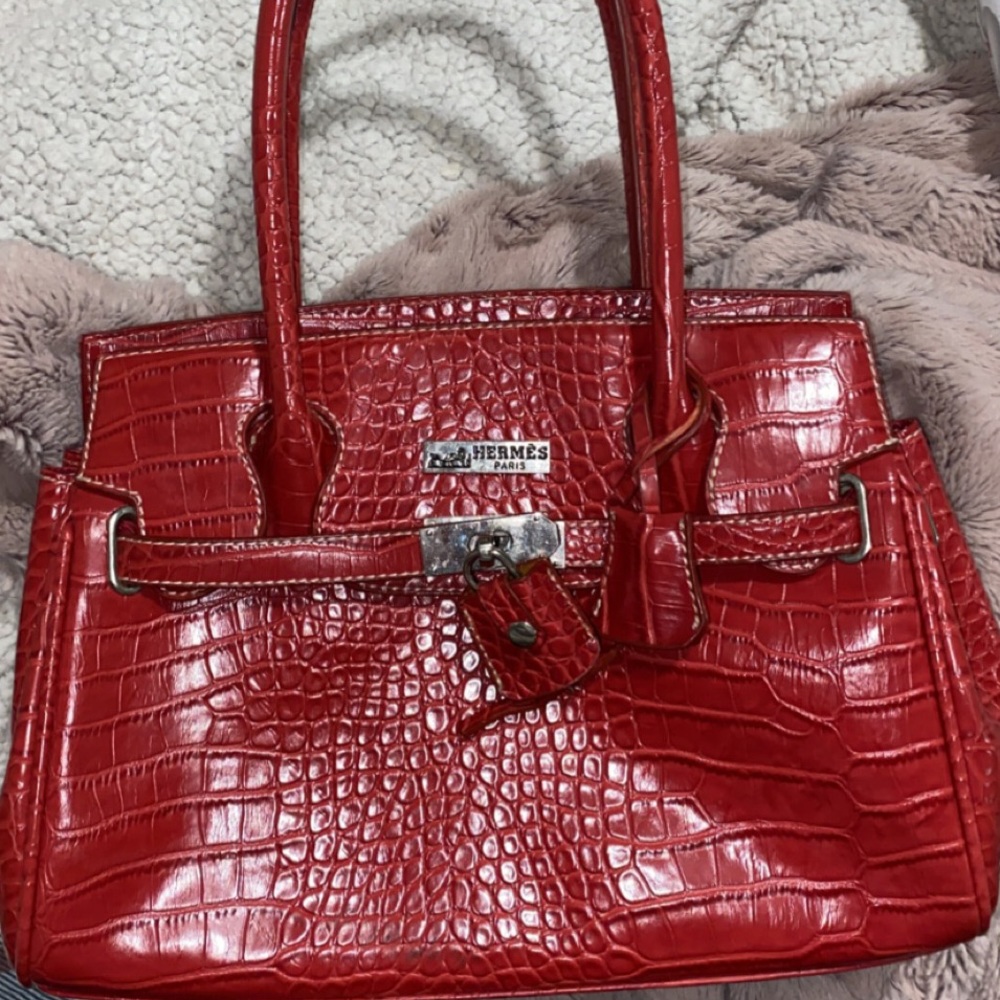 Red Hermès replica